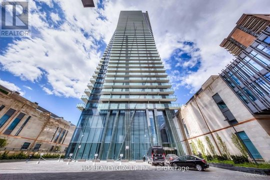 707 - 1080 BAY STREET