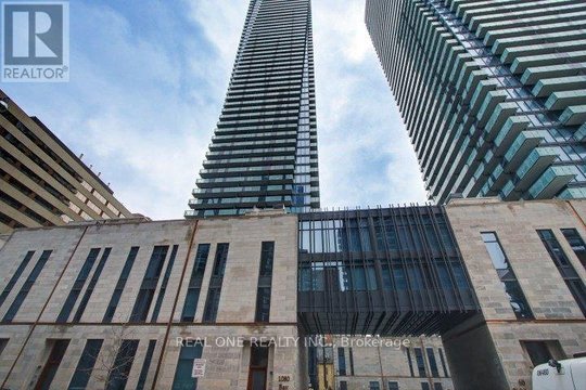 4705 - 1080 BAY STREET