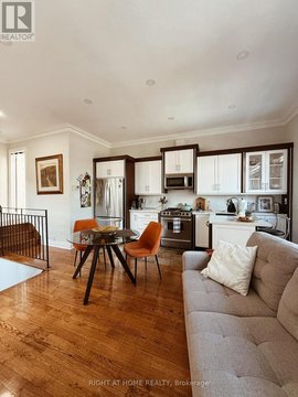 1 - 1186 ROYAL YORK ROAD