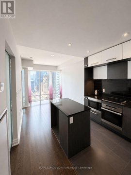 2403 - 8 THE ESPLANADE