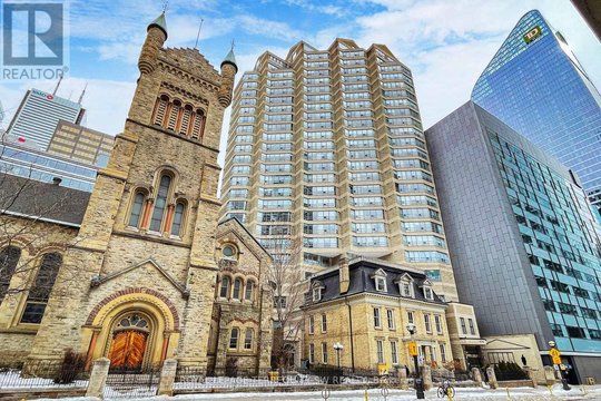 2001 - 71 SIMCOE STREET