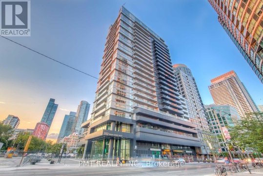 2014 - 352 FRONT STREET W