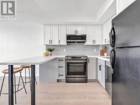 706 - 4 ELSINORE PATH