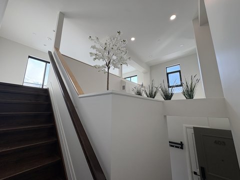 1000 Bathurst Street