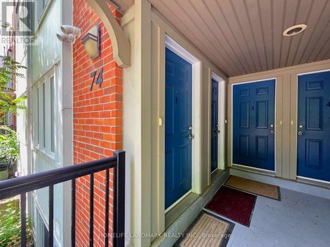2 - 74 MUNRO STREET