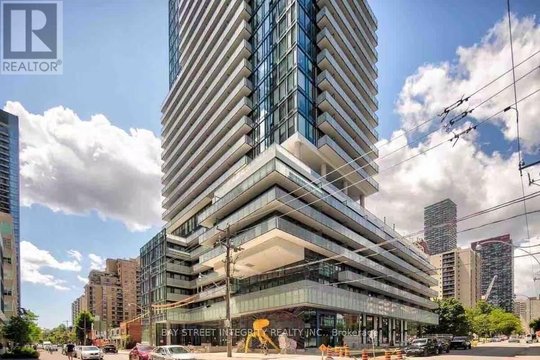 1609 - 161 ROEHAMPTON AVENUE