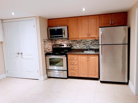 15 Sweetland Road