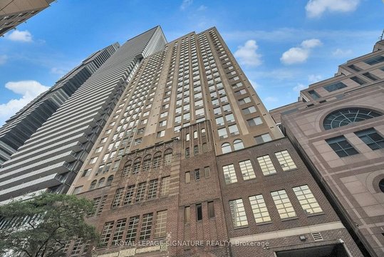 25 Grenville Street
