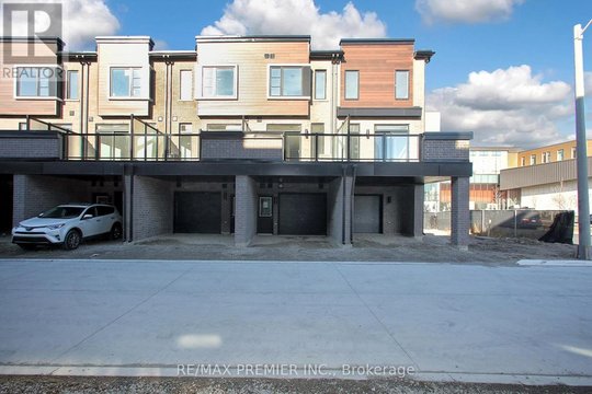 128 BROCKLEY DRIVE
