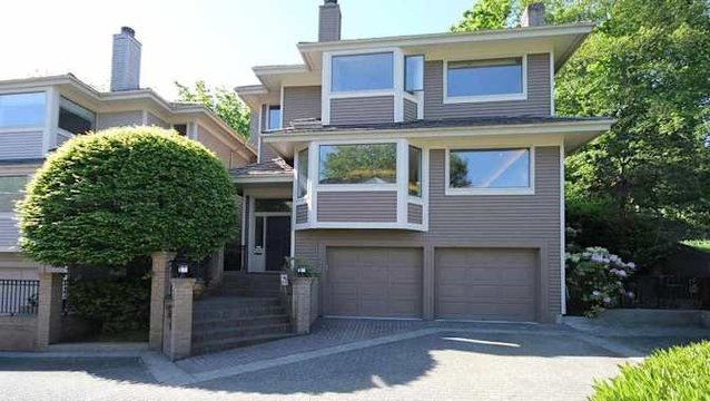 Nautilus Close