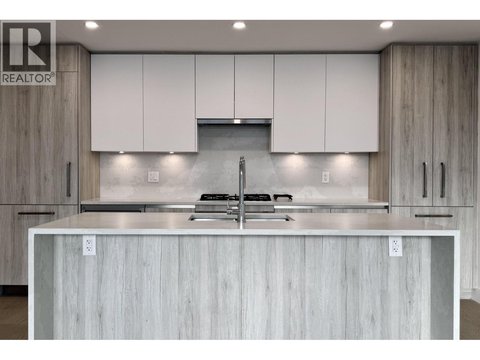 3-BRM 423 6TH STREET
