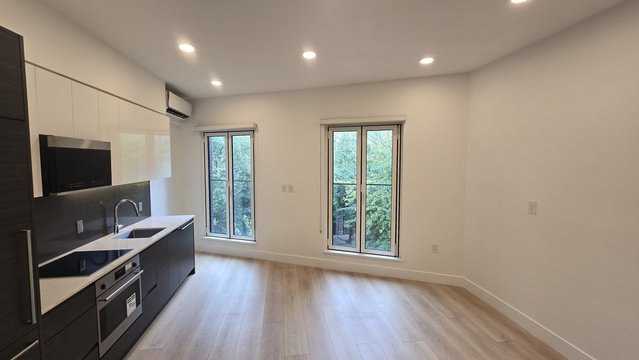 333 Carrall Street