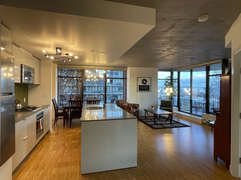 128 West Cordova Street