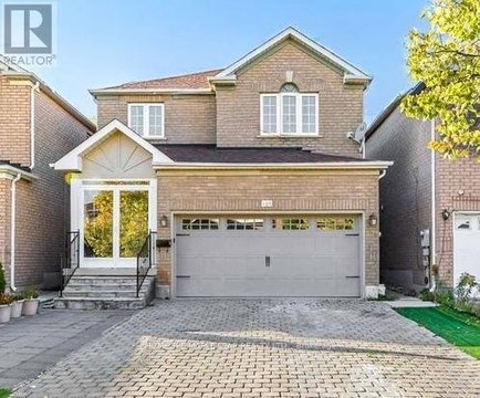 105 PRAIRIE DUNES PLACE