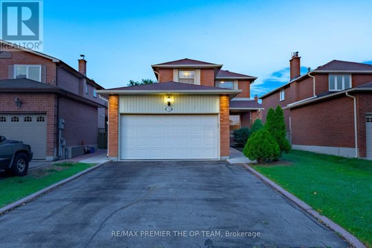 79 GOVERNOR CRESCENT