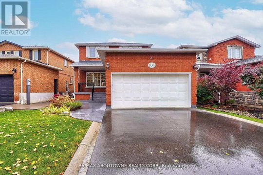 104 CABINET CRESCENT