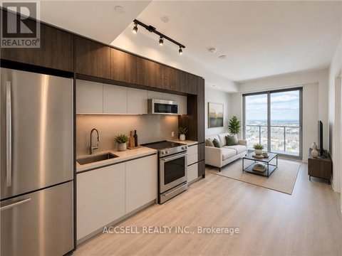 W2101 - 185 MILLWAY AVENUE