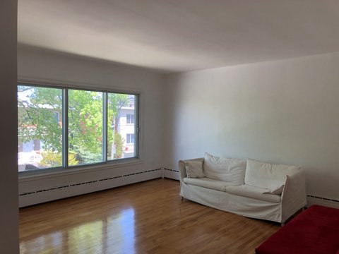 1800 Rue Couvrette
