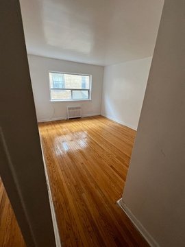 7 Greentree Court