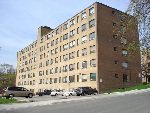 4075 Old Dundas Street