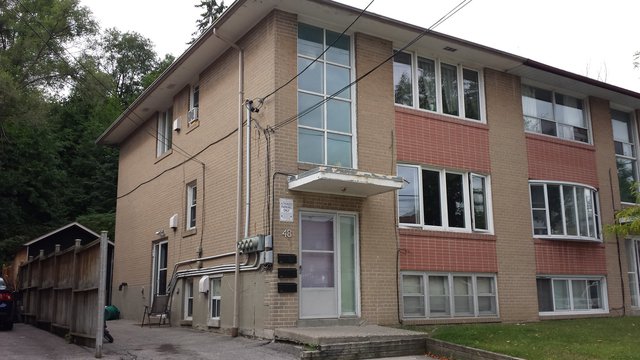 48 Edinborough Court